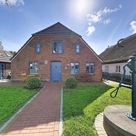 Fischerhus By Interhome Casa vacanze Wieck